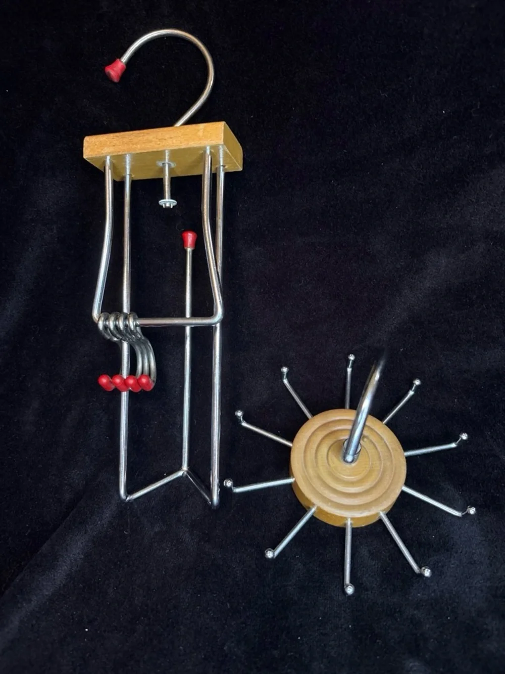 VTG Mid-Century Wood Wire Tie Belt Rack Hanger Set OS BRN Red Accent Mid Modern
